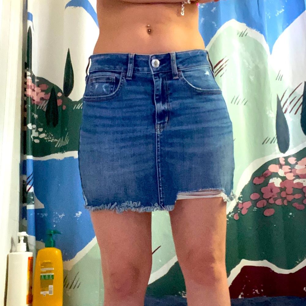 American Eagle Jean Denim Skirt size 6 Short